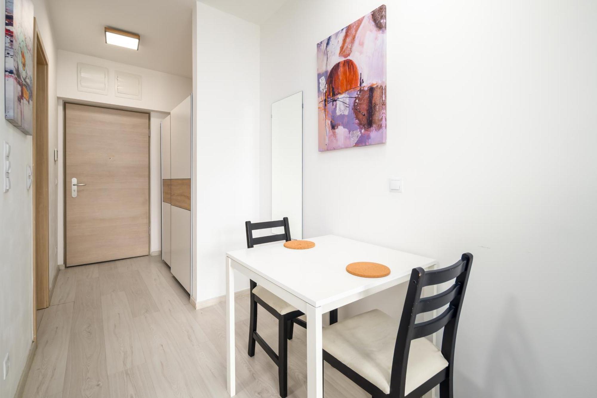 בודפשט Atrium Residence Deluxe Suite-Free Parking Garage Same Building מראה חיצוני תמונה