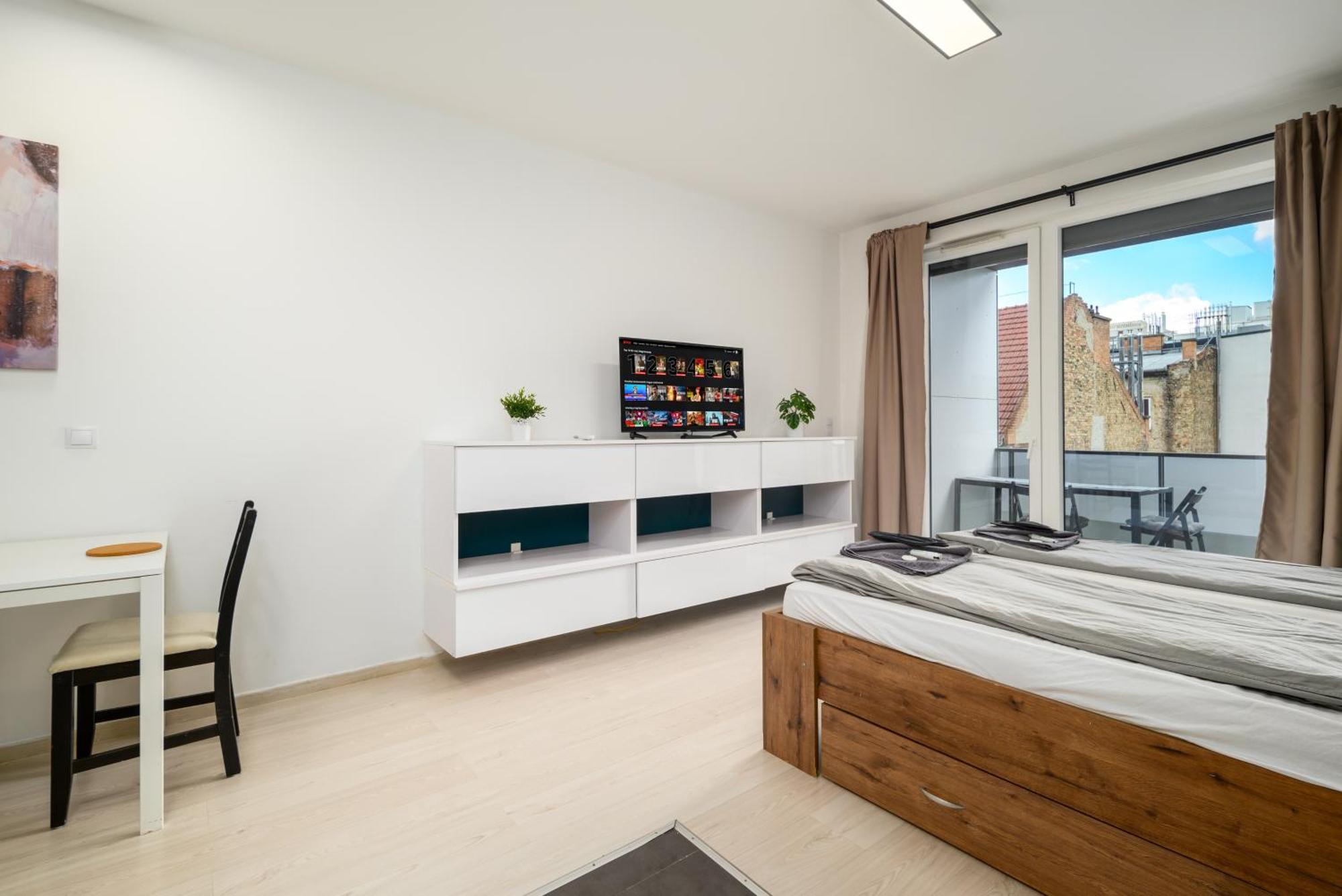 בודפשט Atrium Residence Deluxe Suite-Free Parking Garage Same Building מראה חיצוני תמונה