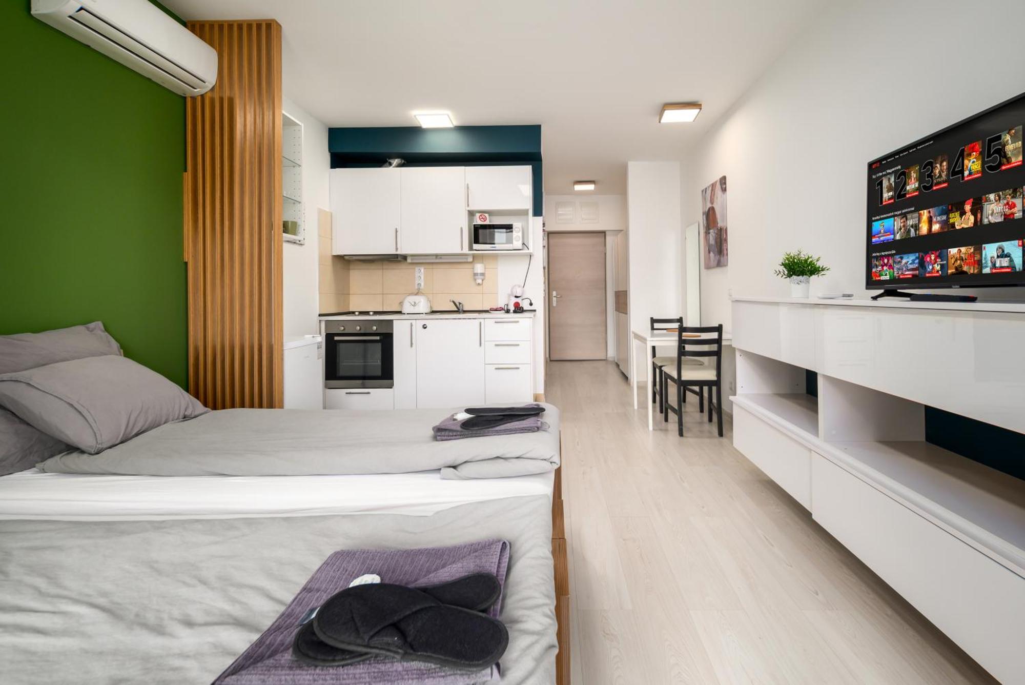 בודפשט Atrium Residence Deluxe Suite-Free Parking Garage Same Building מראה חיצוני תמונה
