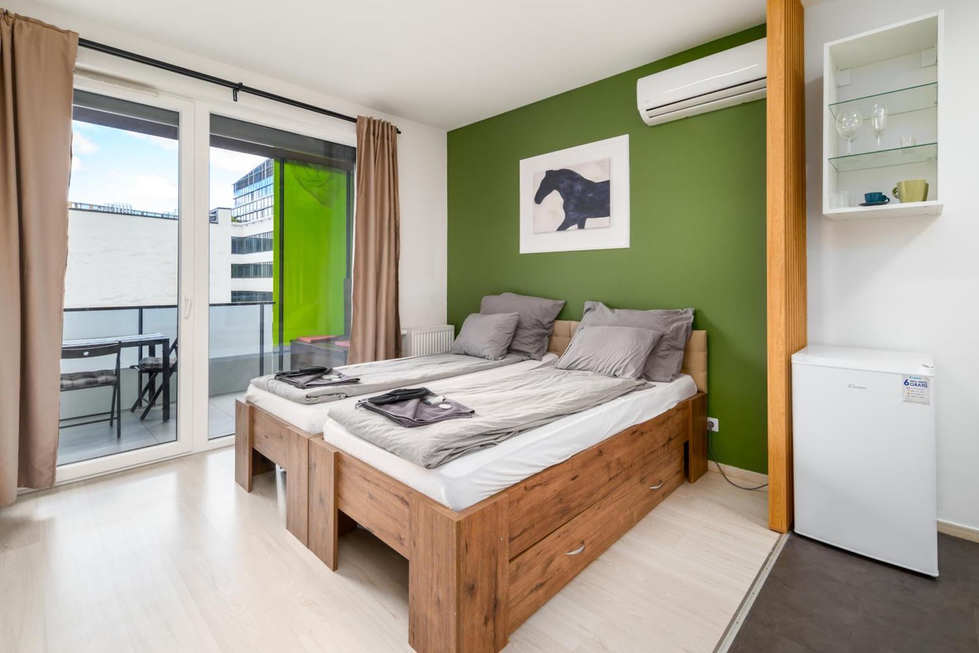בודפשט Atrium Residence Deluxe Suite-Free Parking Garage Same Building מראה חיצוני תמונה